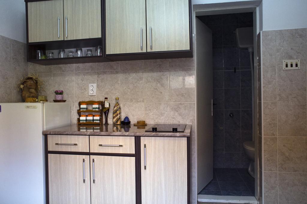 Green Apartment Нови-Сад Экстерьер фото